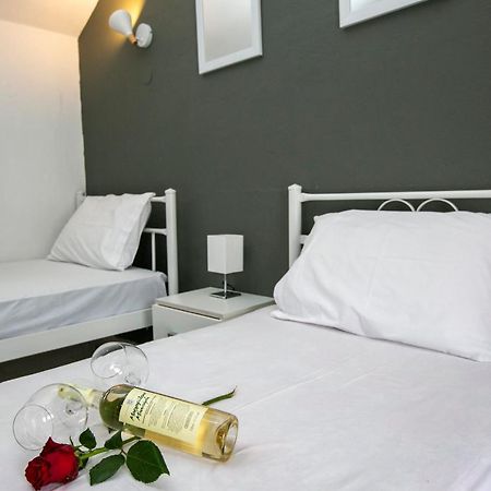 Villa Kouf Nea Iraklitsa Exteriör bild