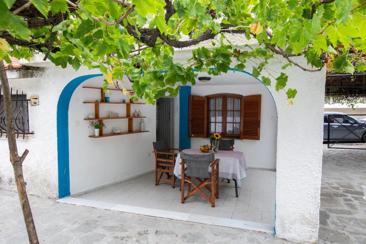 Villa Kouf Nea Iraklitsa Exteriör bild
